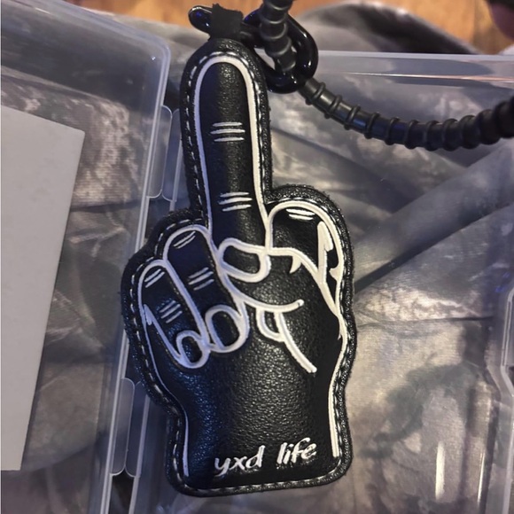Cool Expression Middle Finger Black BAG CHARM - Picture 4 of 8